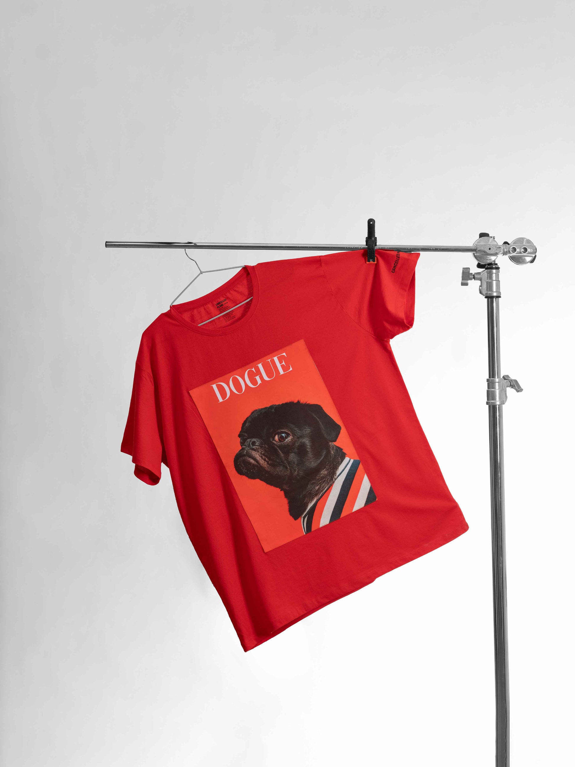 Naomi | T-shirt | Red - Cancelled Plans shop