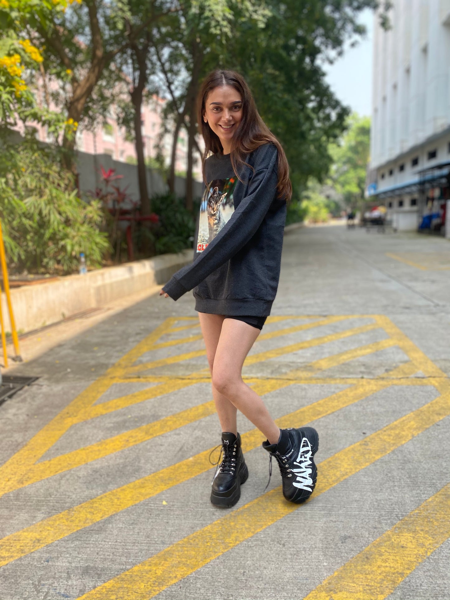 100% Recycled Cotton Sweatshirt w CLEOCATRA 1